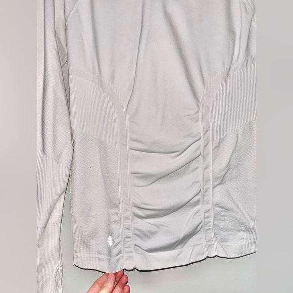 Athleta Women’s Medium White Tracker Running Hoodie - Picture 2 of 5